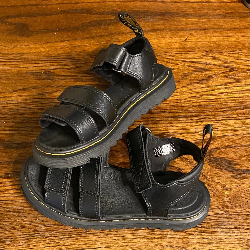 Dr. Martens Unisex Kids Sandals Black Size 4 US Youth 3 UK Women's 5 Hook Loop